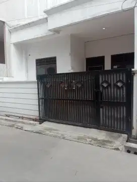 Di sewakan rumah di poris indah tangerang