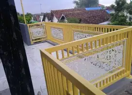 Balkon dan ralling tangga pelat cutting laser mewah