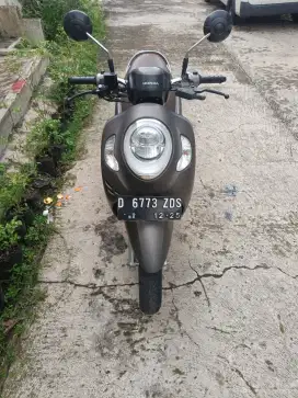 Jual Honda Scoopy tahun 2020 Caylees mulus