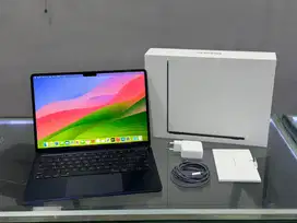 Macbook air m2 8/256gb resmi ibox garansi On