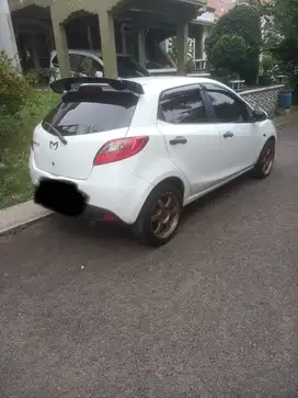 Mazda 2 2011 Bensin