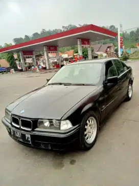 Di jual BMW E36 318i dibawah 20