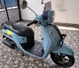 Yamaha fazzio 125 keyless 2023 bln 9 pajak panjang Sukabumi aerox lexi