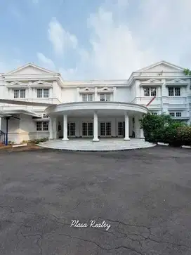 Gedung Ex Sekolah Internasional BAWAH NJOP Kemang, Jakarta Selatan