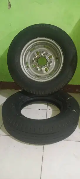 Ban second gajah tunggal ring 12, ban luar 2, ban dalam 2 dan 1 pelk
