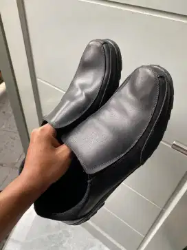 Sepatu pantofel yongki preloved 42