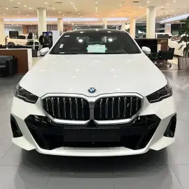 BMW 520i M Sport Sedan 5 Series