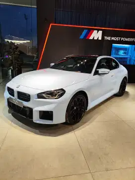 BMW M2 Coupe Purist M/T Zandvoort Blue