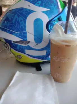 Helm kbr racer limited