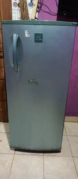 Jual kulkas 1 pintu merk Polytron