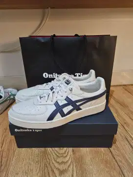 Sepatu Onitsuka tiger GSM cream