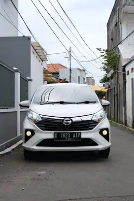 Daihatsu Sigra R Deluxe AT 2020