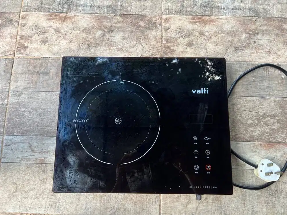 Kompor listrik Vatti
