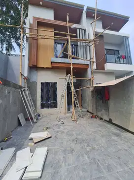 FRANS CEN-Jual cepat-rumah di Metland puri dkt Puri/green lake/kosambi