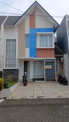 Dijual Rumah 2 Lantai Cluster di BCC