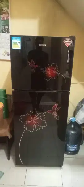 KULKAS SANKEN 2 PINTU