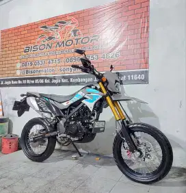 Seperti baru! KAWASAKI DTRACKER 150 SE 2020 Pajak on D tracker klx