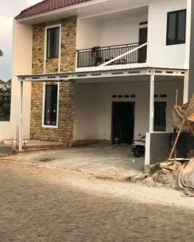 Kanopi Baja ringan Full Cremona