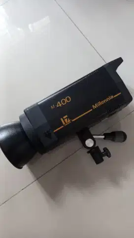 Lampu studio Jinbei Millenial M400 dan M300B