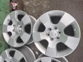 Velg Nissan NAVARA R.16 ori