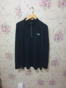 Mulus .authentic kaos .shirt the north face size L