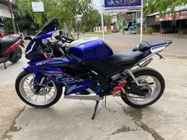 Di jual yamaha R15 tahun 2017
