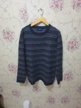 Mulus .authentic jaket .sweater pull&bear size L