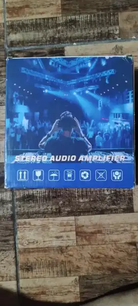 Dijual audio amplifier stereo