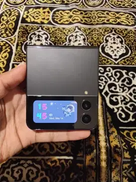 Samsung Z Flip 4 8/256gb minus