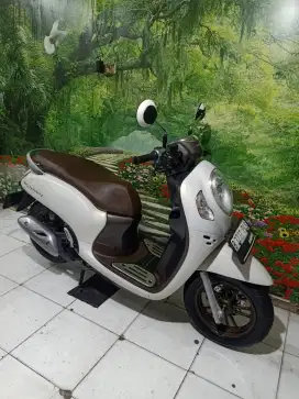 Honda Scoopy th 2022 km 4 ribuan original istimewa gress