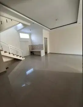 Disewakan Rumah Usaha Di Mainroad Daerah Turangga Cocok Untuk Usaha /