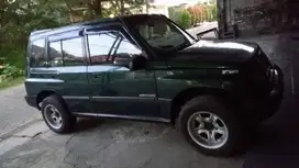 Suzuki Escudo 1995 Bensin