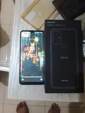 Sharp Aquos V6 Plus NFC