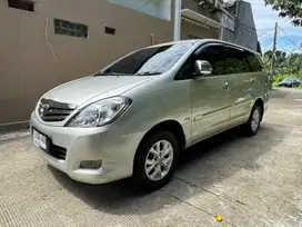 Kijang Innova G AT 2010