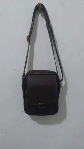 TAS SELEMPANG KULIT PRIA