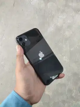 Iphone 11 64gb iBox mulus fullset original. TT juga bisa