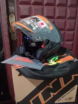 Helm INK Terra-2 + Intercome Bluetooth DK02