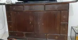 Buffet model klasik.bekas.everlasting.cocok untuk penggemar mebel kayu