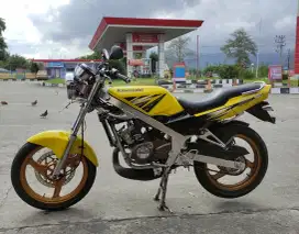 Ninja R 2012 Asli merah