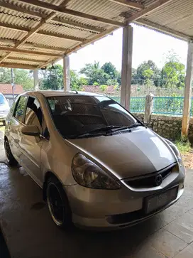 Honda Jazz 2004 Bensin