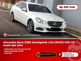 [ LOW KM ] Mercedes Benz E250 E 250 Avantgarde W212 Putih 2014/2015