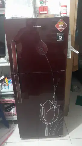 Kulkas Polytron 2 pintu