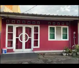 Di Kontrakin Rumah Dekat Tol Alam Sutera