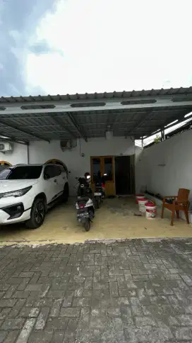 Rumah posisi sudut Gaperta ujung hanya 550 Jt