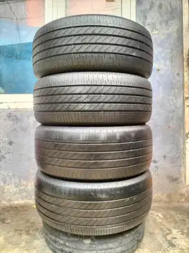 BAN 235/50 R18 BRIDGESTONE TURANZA T005A