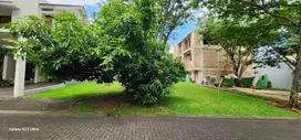 Kavling hoek taman siap bangun 252m² selatan-timur di Foresta