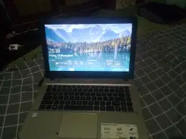 Jual laptop bekas pakai merek Asus