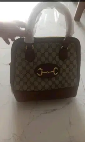 Tas gcci coklat