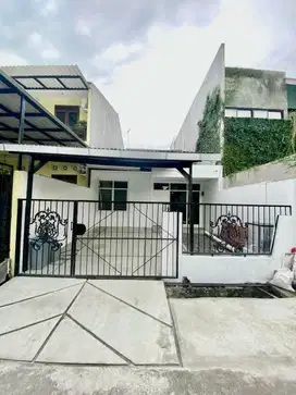 Dijual Cepat Rumah di Taman Aries, Meruya Jakarta Barat