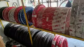 Menjual Ban Baru & Bekas